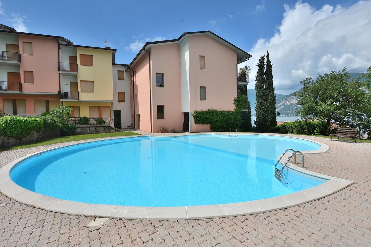 Residenza Candor With Pool Malcesine Dış mekan fotoğraf